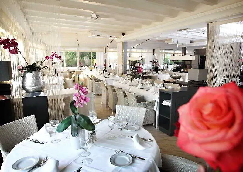 Van Der Valk Hotel Barcarola Sant Feliu de Guixols 4*,  Spain